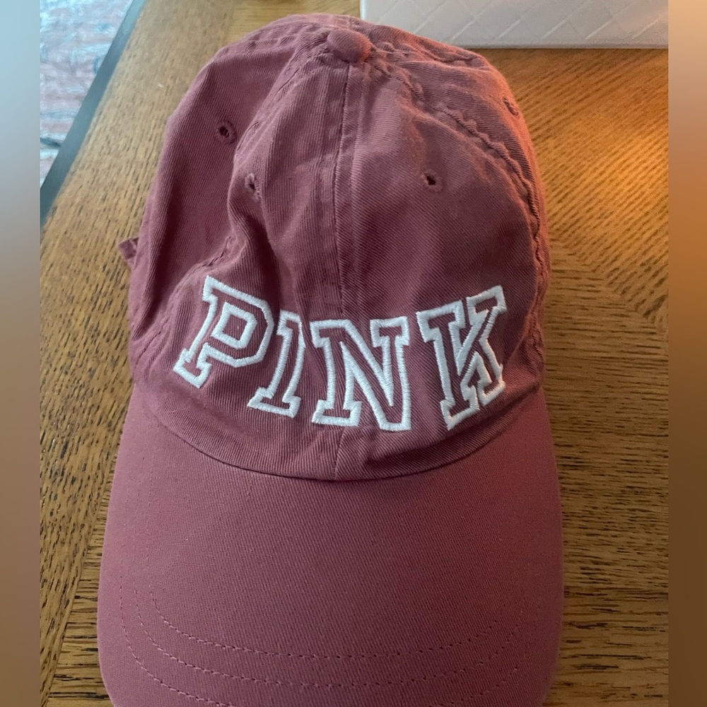 PINK VS Victoria’s Secret Baseball Hat